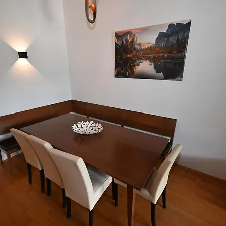 Apartment Apartment Katrinb15- By Four Seasons Apartment Kaprun